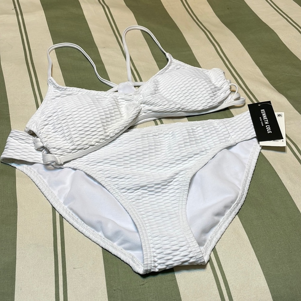 NWT Kenneth Cole bikini size Large